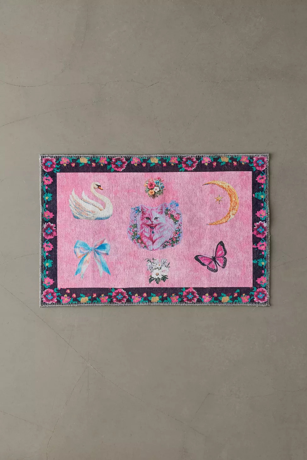 Maddie Coquette Washable Printed Rug | Urban Outfitters (US and RoW)