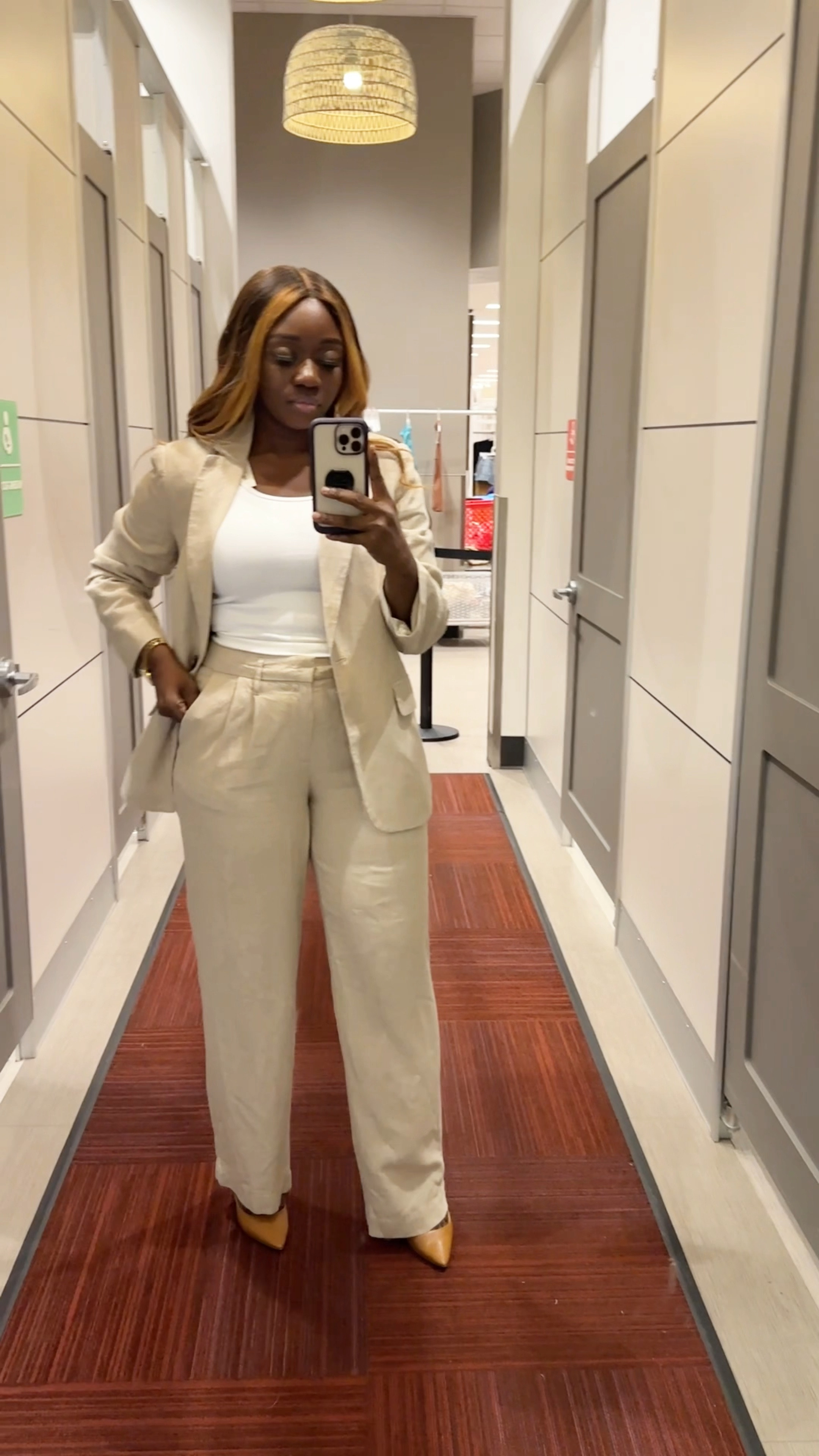 Linen suit, yes please 🥰🥰

#LTKstyletip #LTKVideo #LTKworkwear
