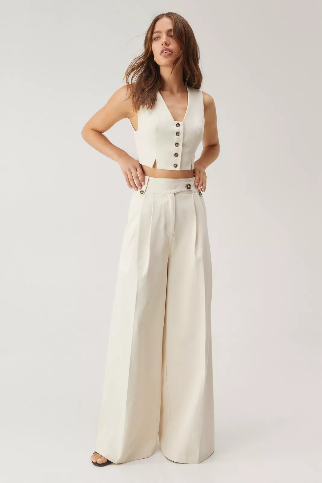 Tailored Tab Front Wide Leg Pants | Nasty Gal US