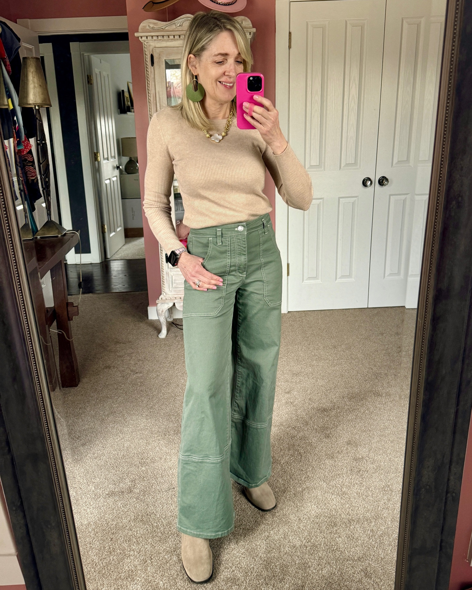 Spring transition outfit. Neutral outfit. Minimalist outfit. #springtransition #widelegjeans #styleinspo

#LTKover40 #LTKSeasonal #LTKstyletip