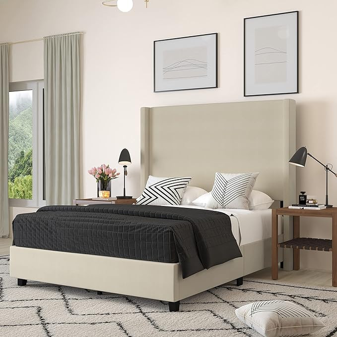 Merrick Lane Bramlett Modern Full Size Platform Bed Frame with Padded Faux Linen Upholstered Wing... | Amazon (US)