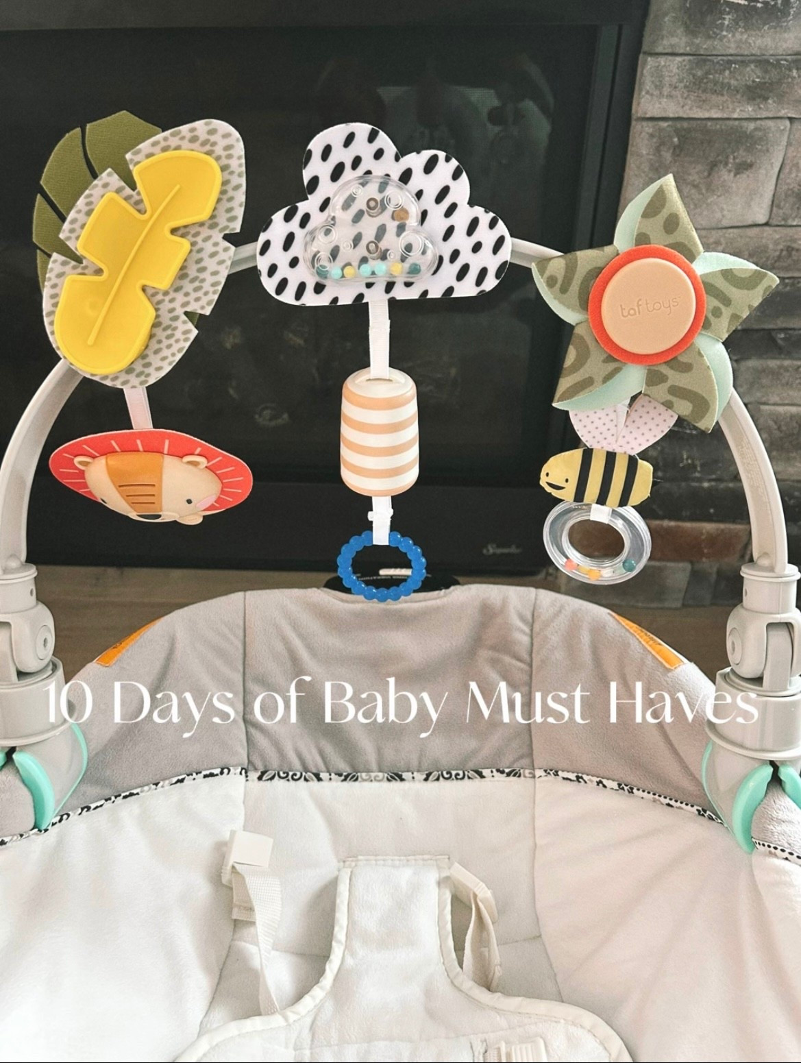 Day 1 of my 10 Days of Baby Must Haves 🎄

I have to start with the toy bar that’s been everywhere with us — the bassinet, the bouncer, the stroller… you name it. It clips on easily, keeps little hands busy, and buys me those precious extra minutes when I need them most.

It’s one of those simple things I didn’t expect to love this much, but here we are.

Do you have a favorite “keeps baby entertained” item?👇🏼