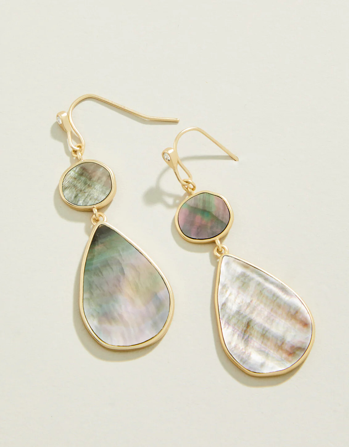 Batina Earrings Grey Mother-of-Pearl | Spartina 449