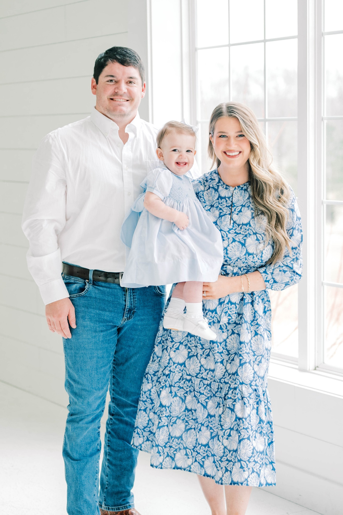 Family photos outfits 🤍 #smocked #grandmillenial #blue #newmom #newborn #milestone #heirloom #feltmanbrothers