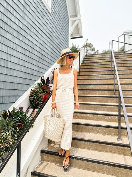 Love this look for vacation! Wearing XS! 

Loverly Grey, vacation outfits, swimsuit cover up, beach tote bag

#LTKSwim #LTKSeasonal #LTKStyleTip