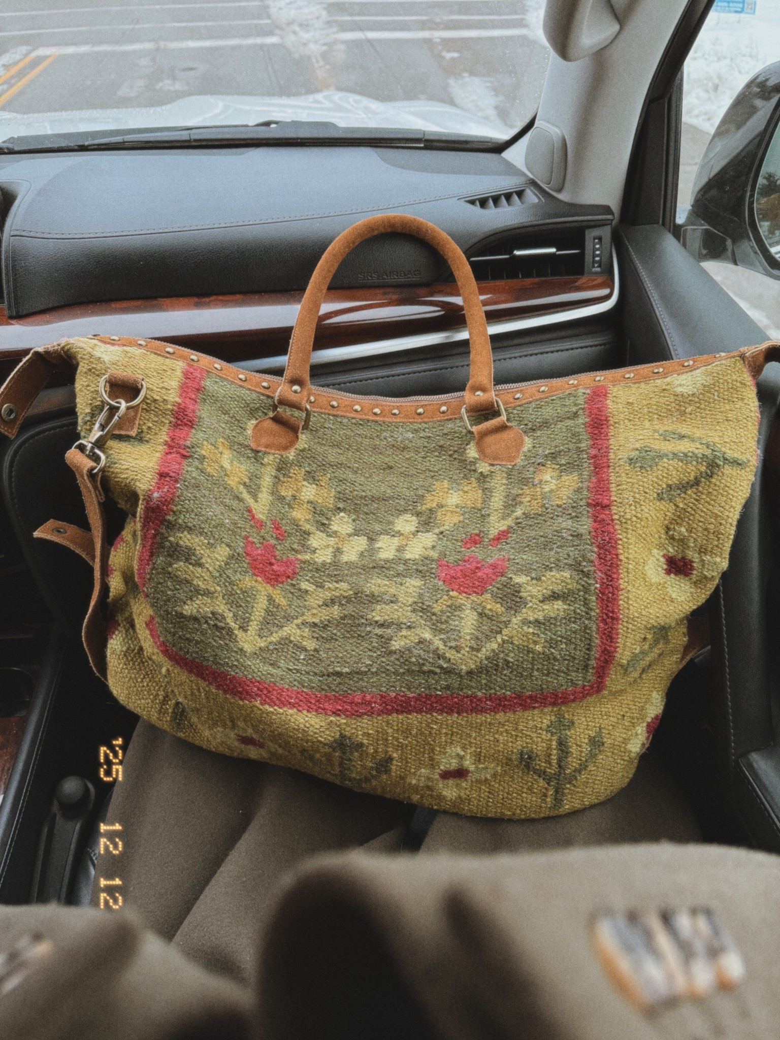 The most beautiful bag. Been using it as my diaper bag. If you spend $150 right now at free people you get $100 gift card ❤️❤️❤️