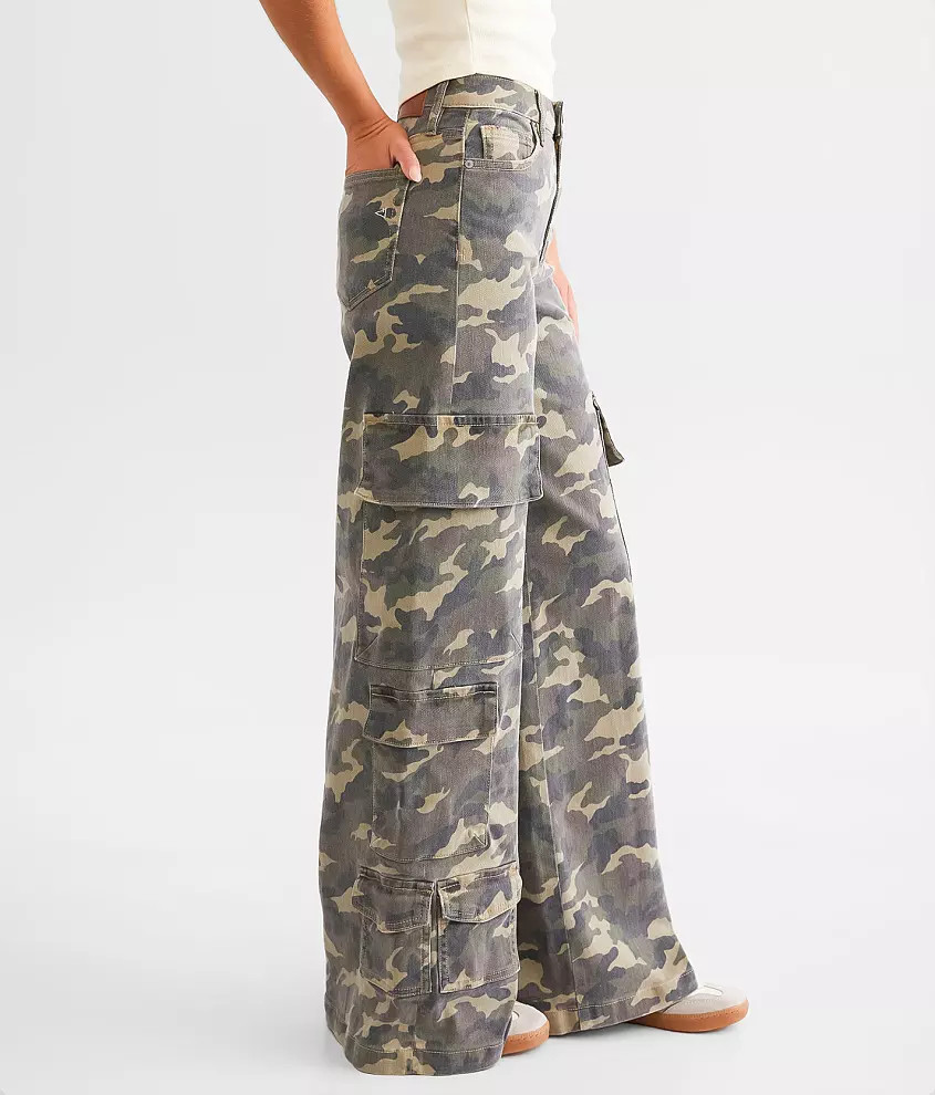 Nori Camo Wide Leg Cargo Stretch Pant | Buckle