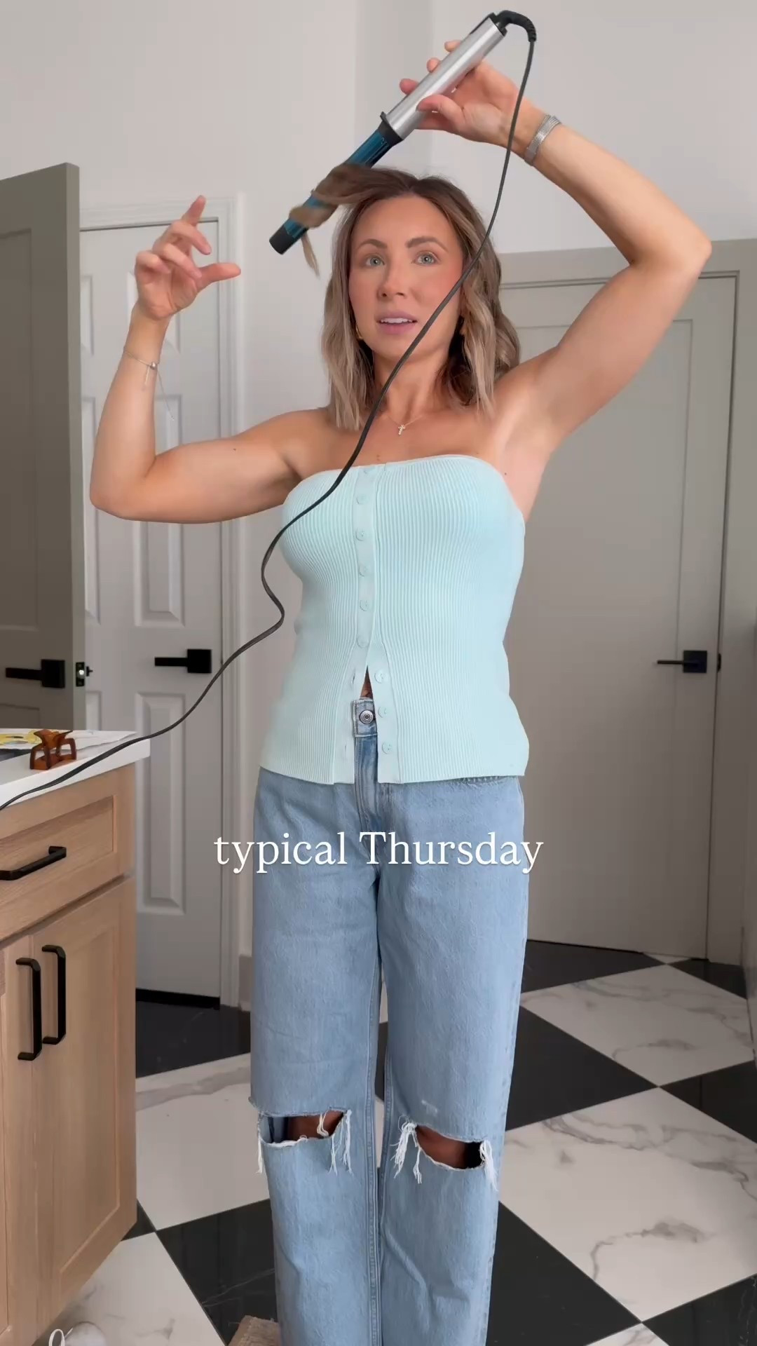 25% off off my top (size small) & jeans (size 26 short) PLUS an additional 15% off with code SPRINGAF 

#LTKSaleAlert #LTKFindsUnder100 #LTKPetite