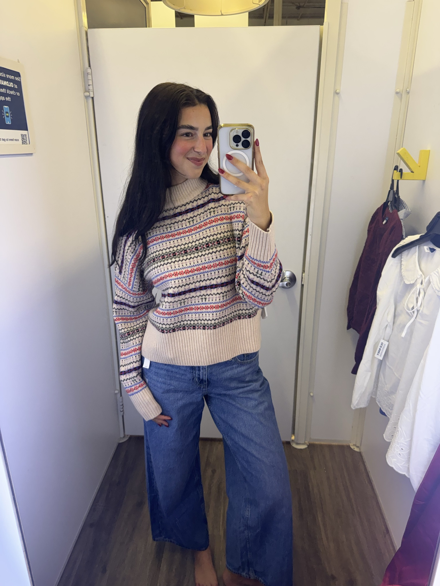 The pattern!!! Hurry before old navy sells out of all of their cute patterns in this sweater!

#LTKSaleAlert #LTKSeasonal #LTKFindsUnder50