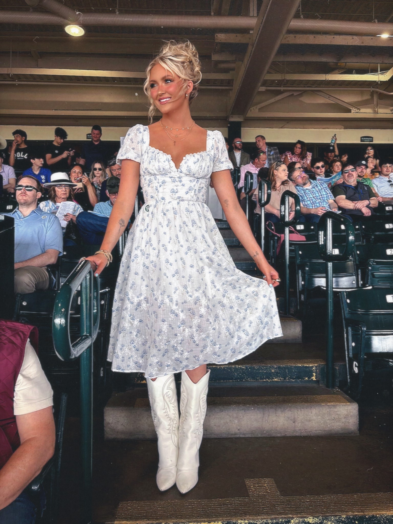 Hands down the cutest most flattering dress ever. 12/10 choice for Keeneland today ❤️

#LTKWatchNow #LTKSeasonal #LTKStyleTip