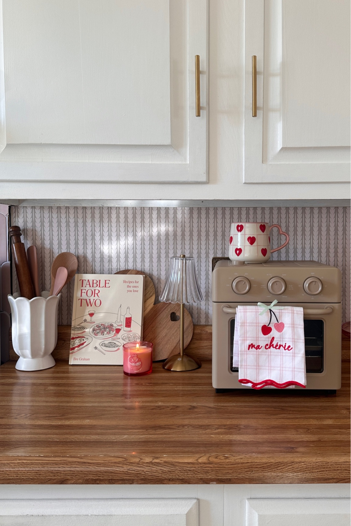 Cozy little kitchen additions for Valentine’s Day 💕 found the cutest decor at HomeGoods, Amazon and Target!

#LTKFindsUnder50 #LTKSeasonal #LTKHome