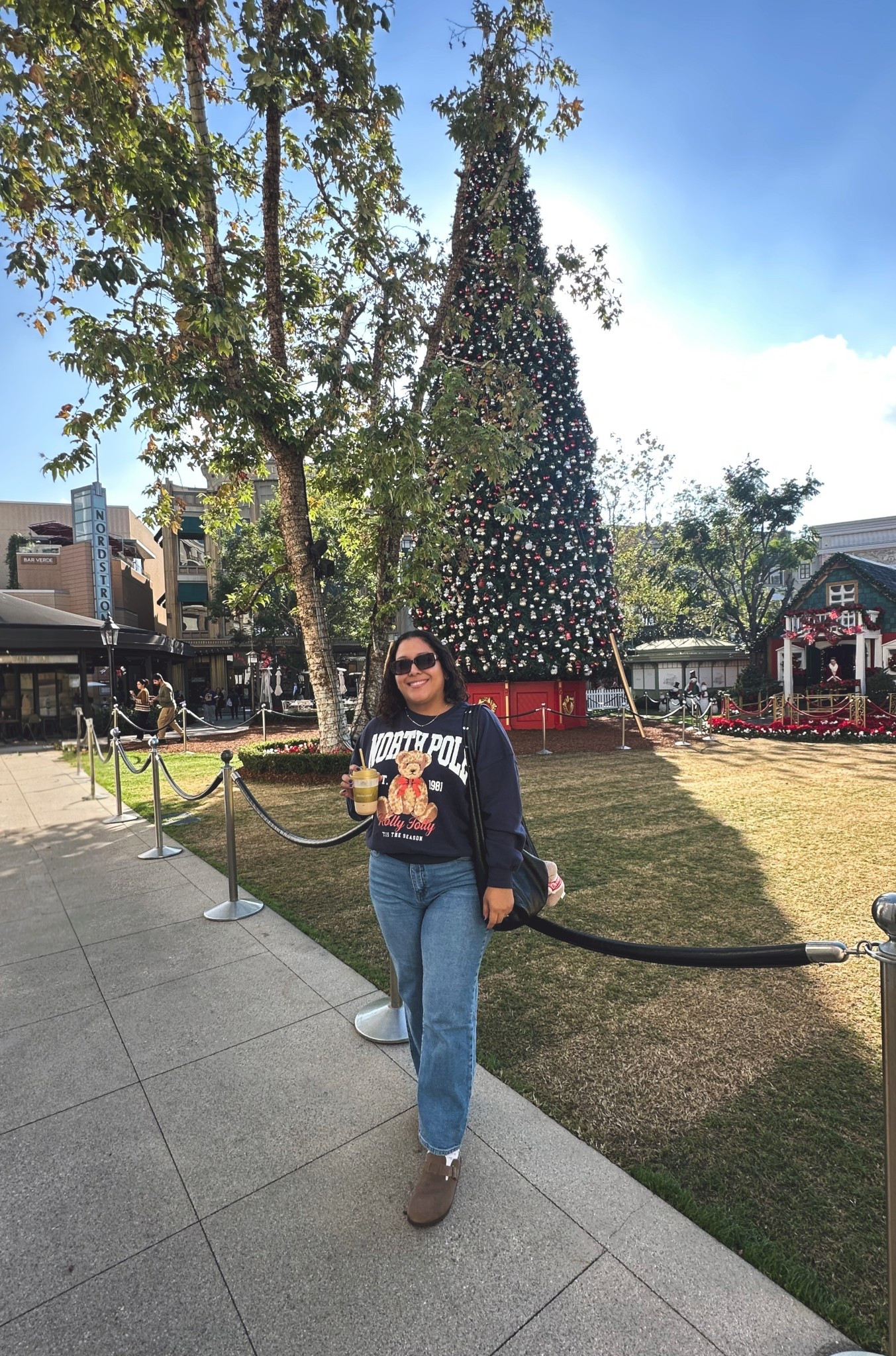 Coffee Run 🤍

#LTKSaleAlert #LTKootd #LTKMidsize