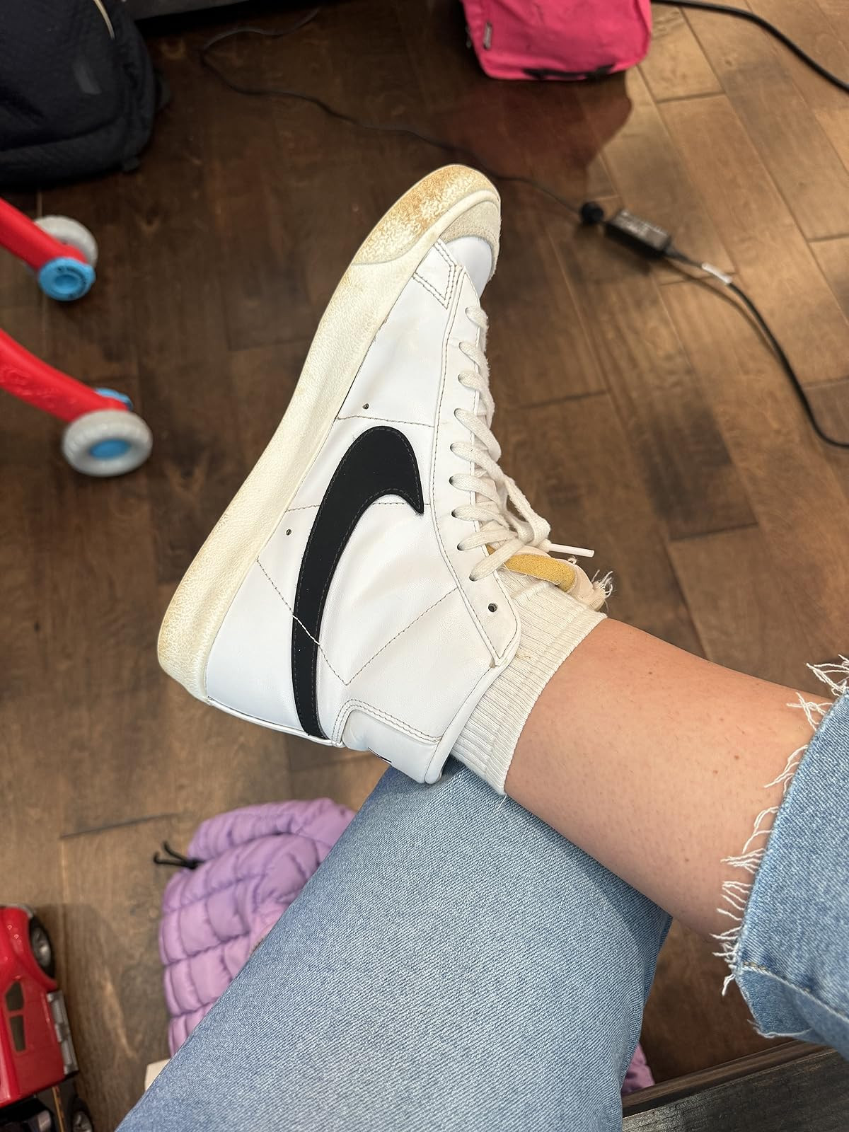 Nike Women's Blazer Mid '77 Gymnastics Shoe | Amazon (US)