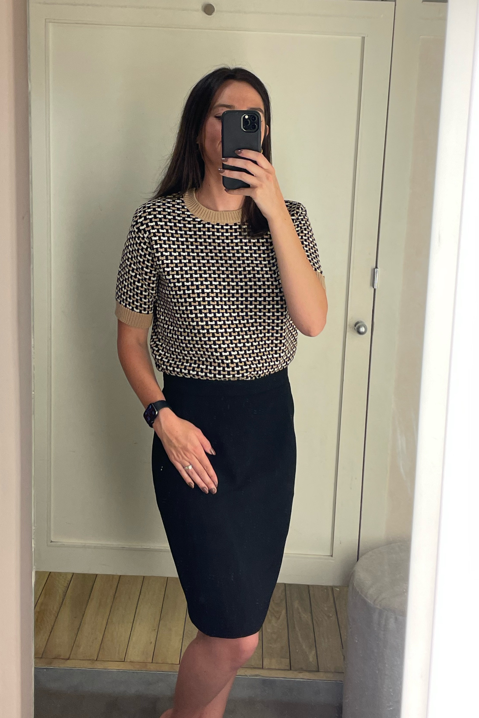 Simple workwear outfit. These items can be found at Ann Taylor! I sized down in the shirt to an XS and I’m wearing a 0 in the pencile skirt! 

#LTKFind #LTKunder100 #LTKworkwear