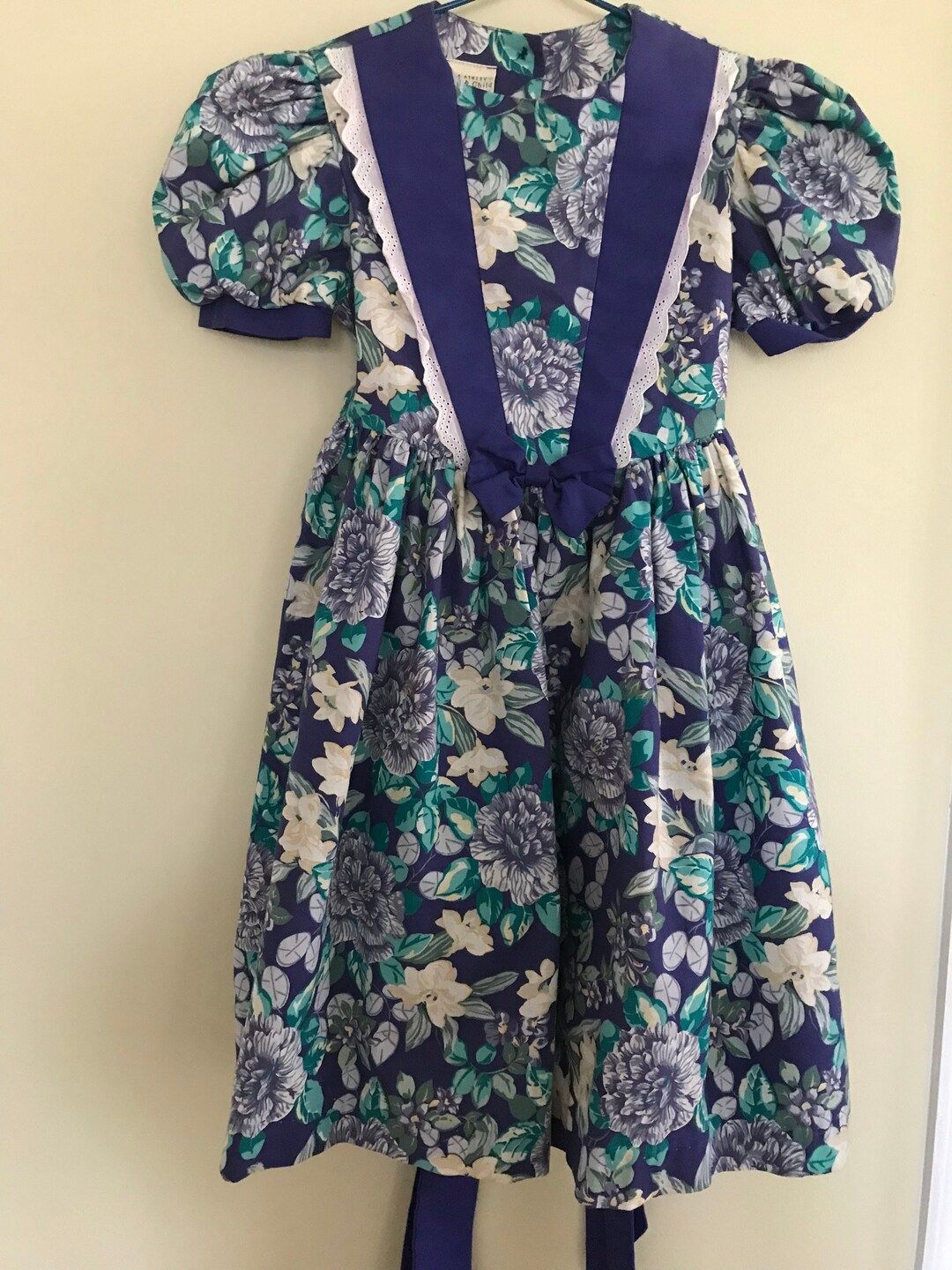 Pretty Vintage Floral Laura Ashley Girls Dress size  5-6 Years | Etsy (US)