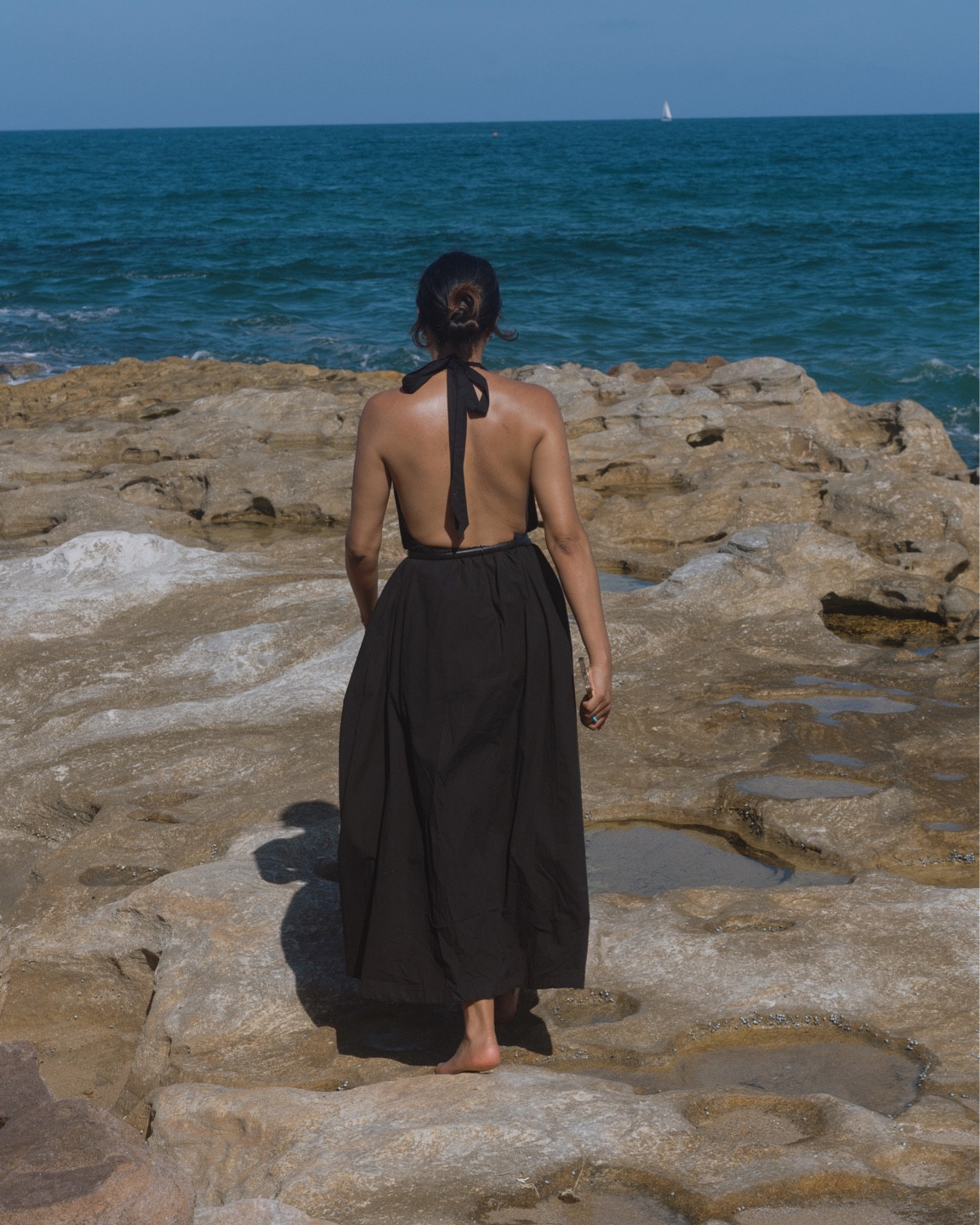SHOWPO BACKLESS HALTER MIDI DRESS

#LTKMostLoved #LTKstyletip #LTKaustralia