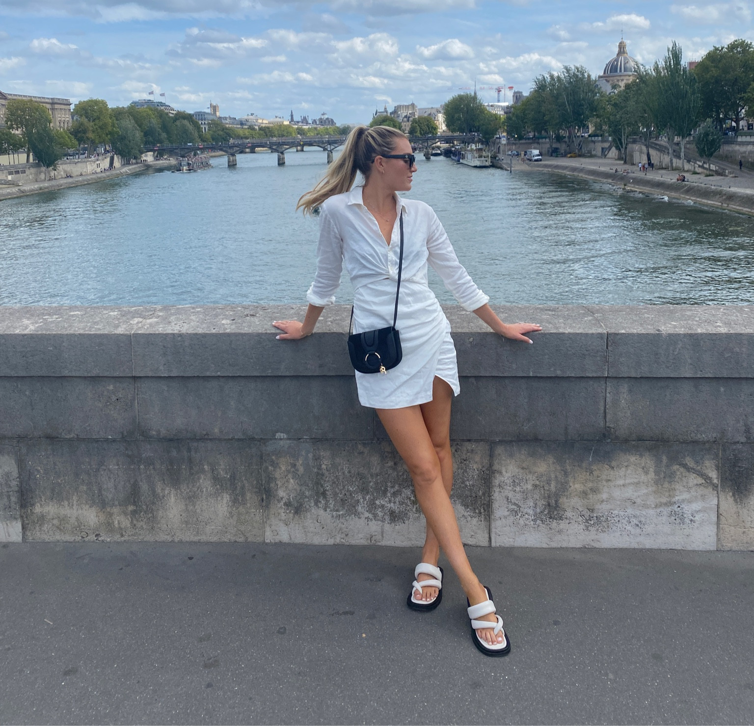 I wore this bag everyday and these sandals were super comfy! 