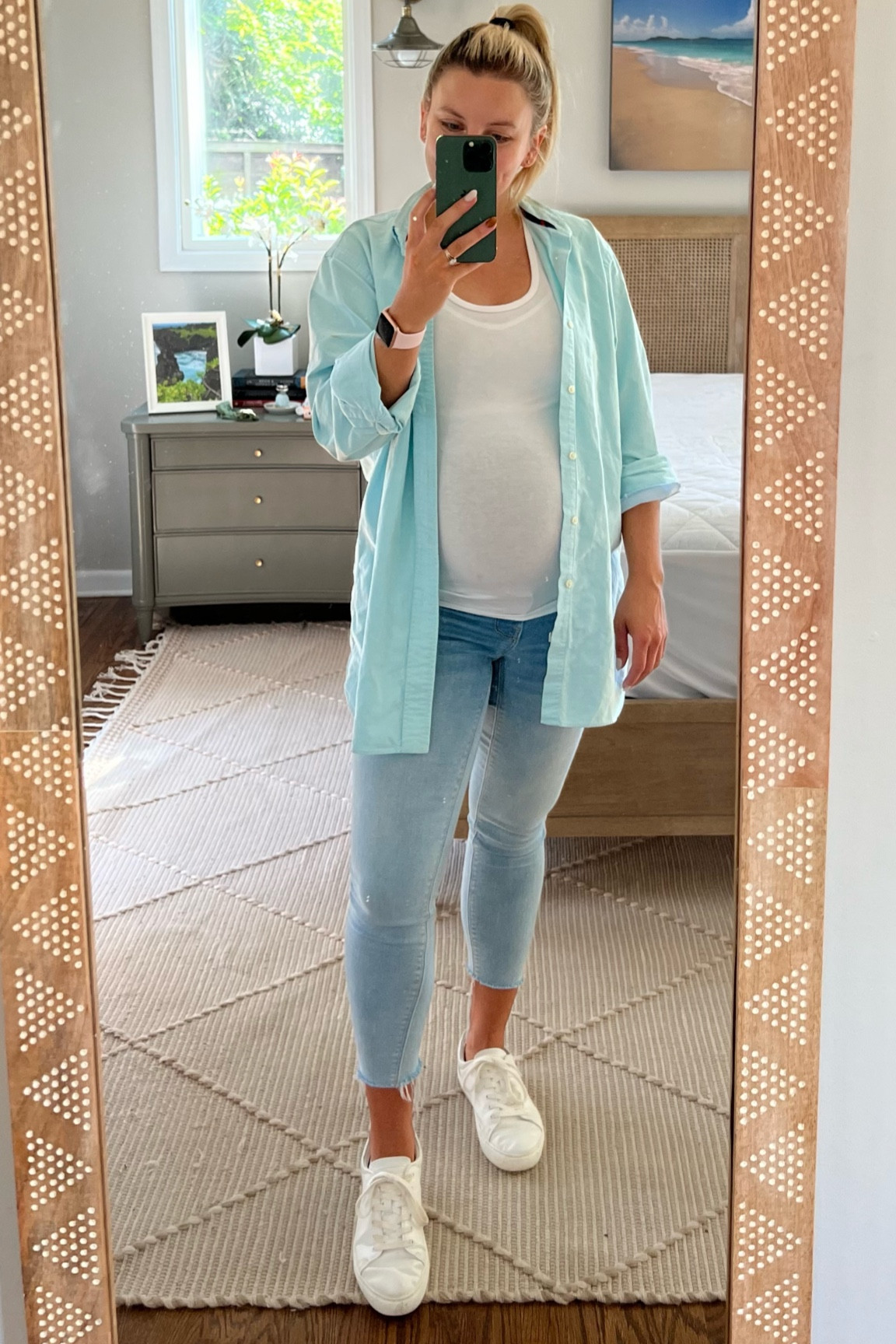 Feeling very 2006 maternity style today 😅

#LTKSeasonal #LTKunder100 #LTKbump