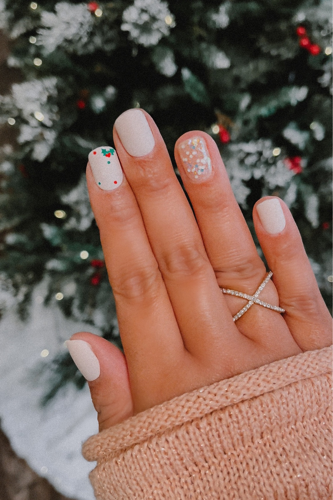 Minimal Christmas nails with @kissproducts



*gifted

#KissAffiliate #KissHoliday #minimalnails #simplenails #CHRISTMASNAILS
#KISSnails #Kisspressonnails #imPRESSmoments #mondaymanicure #mondaynails #LTKBeauty #pressonnails  

#LTKbeauty #LTKHoliday #LTKSeasonal