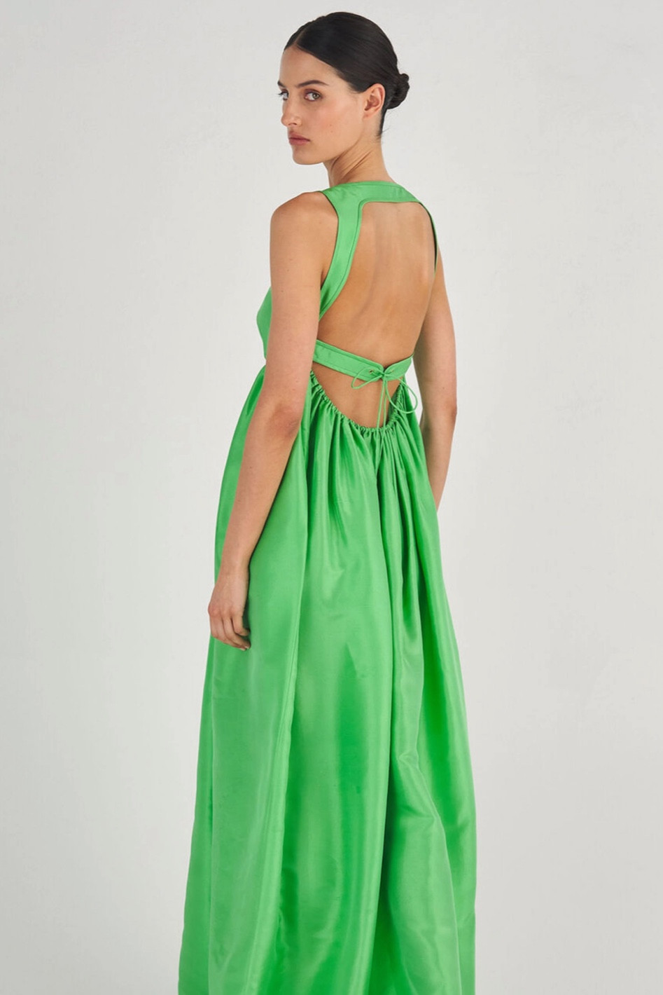 green oroton dress The long-awaited Bow Detail gown is here. As seen on @lissygraham_