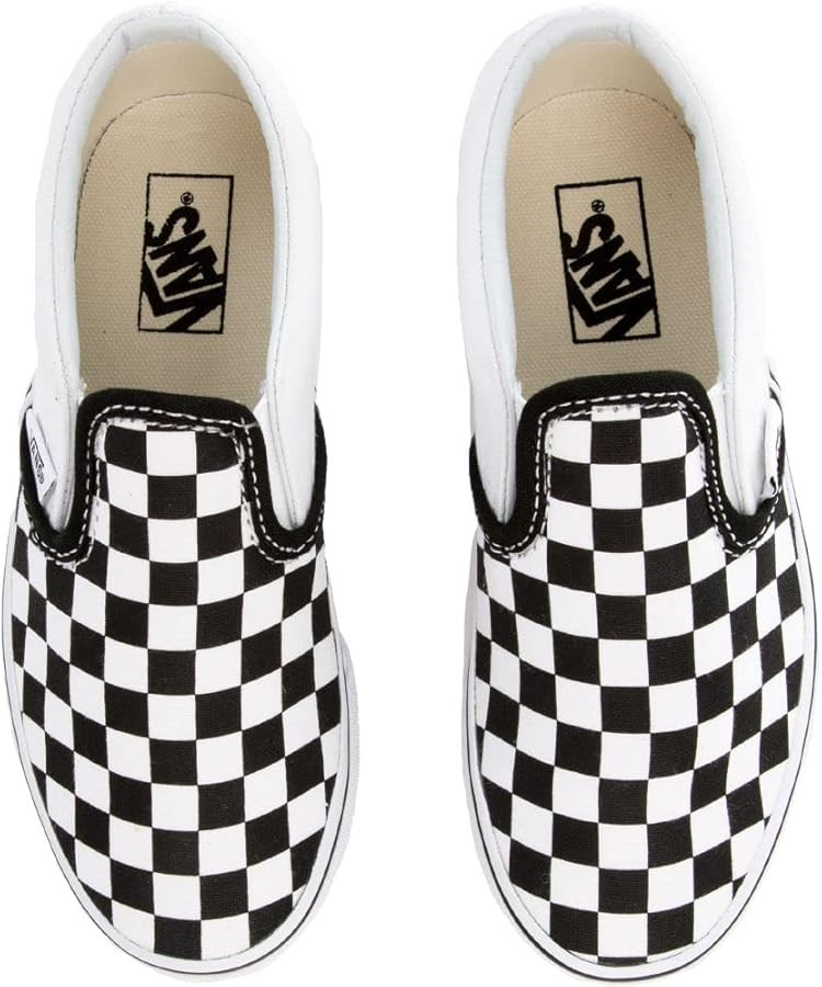 Vans Little Kids Glow Flame Classic Slip-On Boy's Skate Shoe (Black/True White, Medium | Amazon (US)