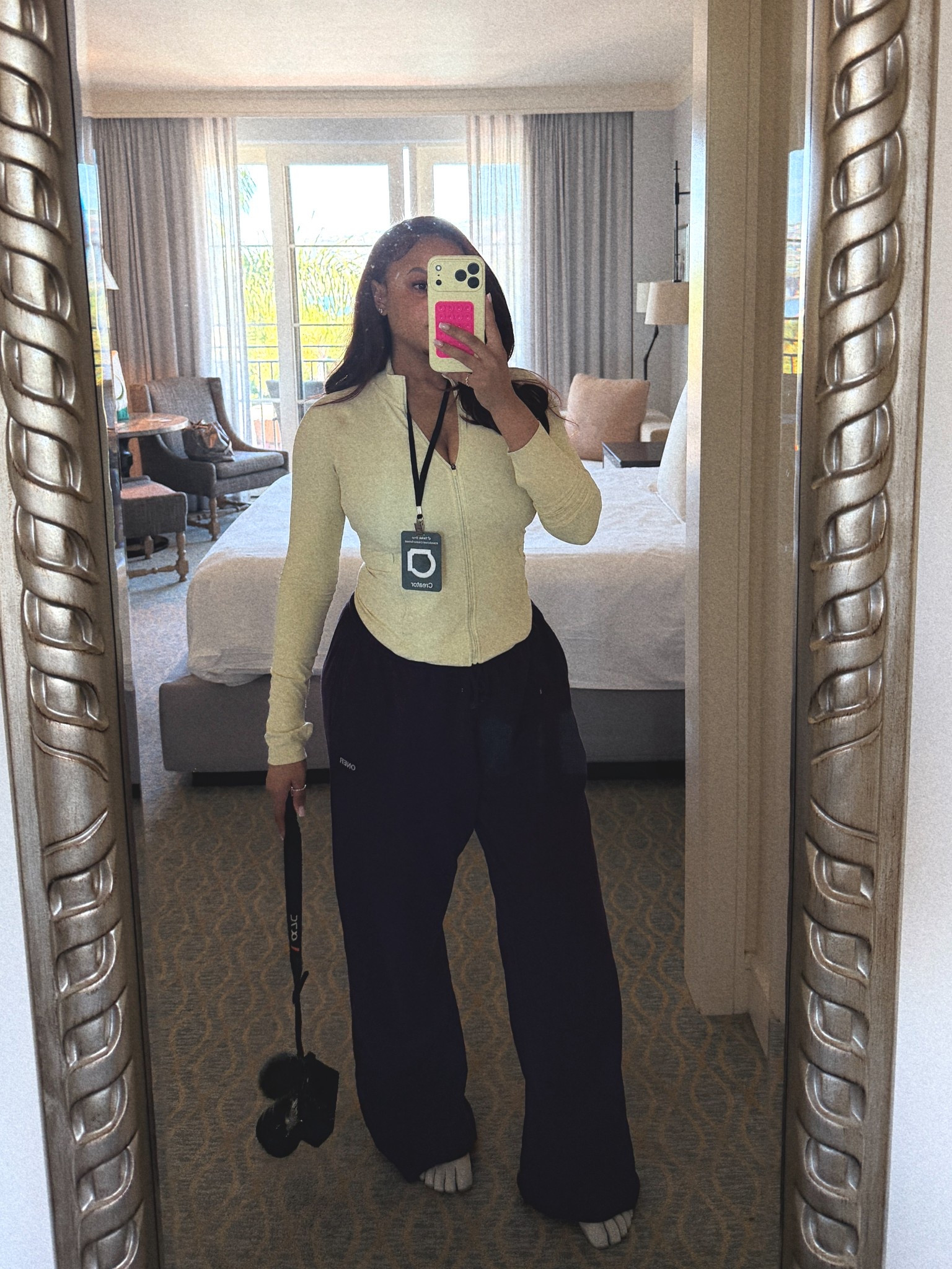 Airport fit check. Not the best lighting but here we are😭

#LTKMidsize #LTKActive #LTKfitnessgoals