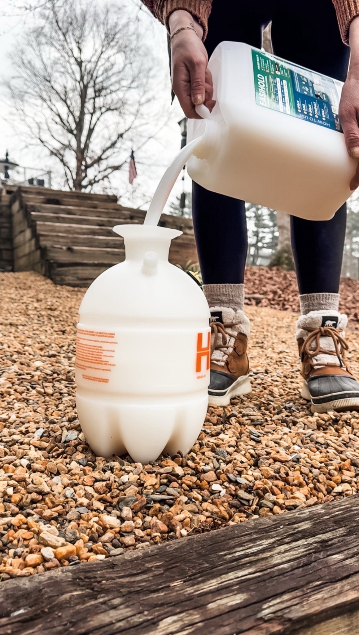 Outdoor details matter just as much as the interior ✨
Using the EASIHOLD Stone & Mulch Binder to secure gravel creates a durable, polished foundation that looks great season after season—perfect for walkways, drive edges, and garden zones.

#eanesinteriors #curbappeal #landscapingideas #outdoorliving #stonepath #gardenstyle


#LTKHome #LTKvlog #LTKSeasonal