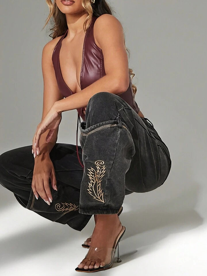 Denimoi Western Embroidery Low Rise Washed Denim Jeans | SHEIN