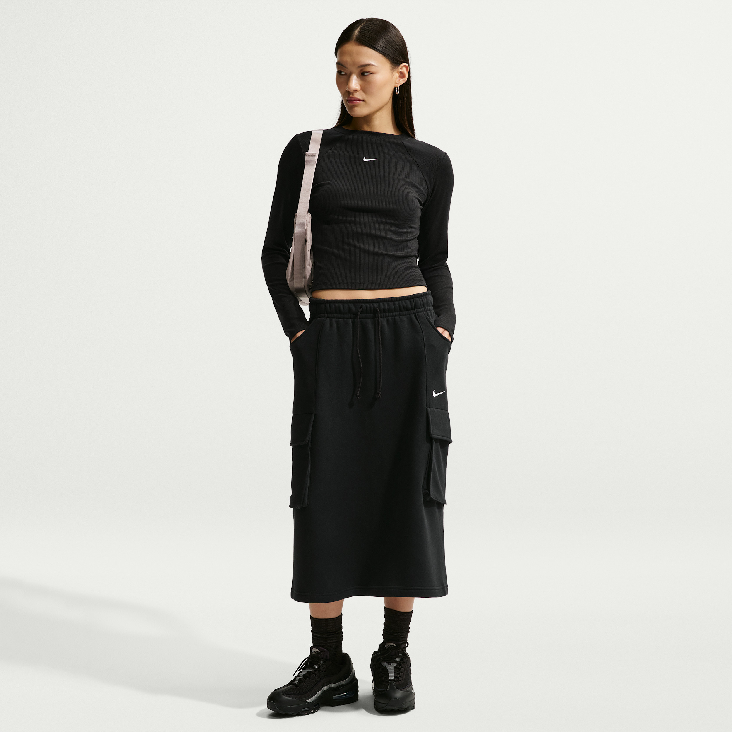 Women's Nike Sportswear Phoenix Fleece Cargo Midi Skirt in Black | IQ0082-010 | Nike (US)