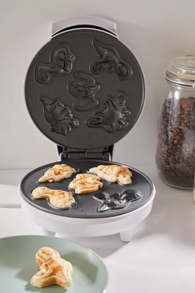 Dinosaur Waffle Maker | Urban Outfitters (US and RoW)