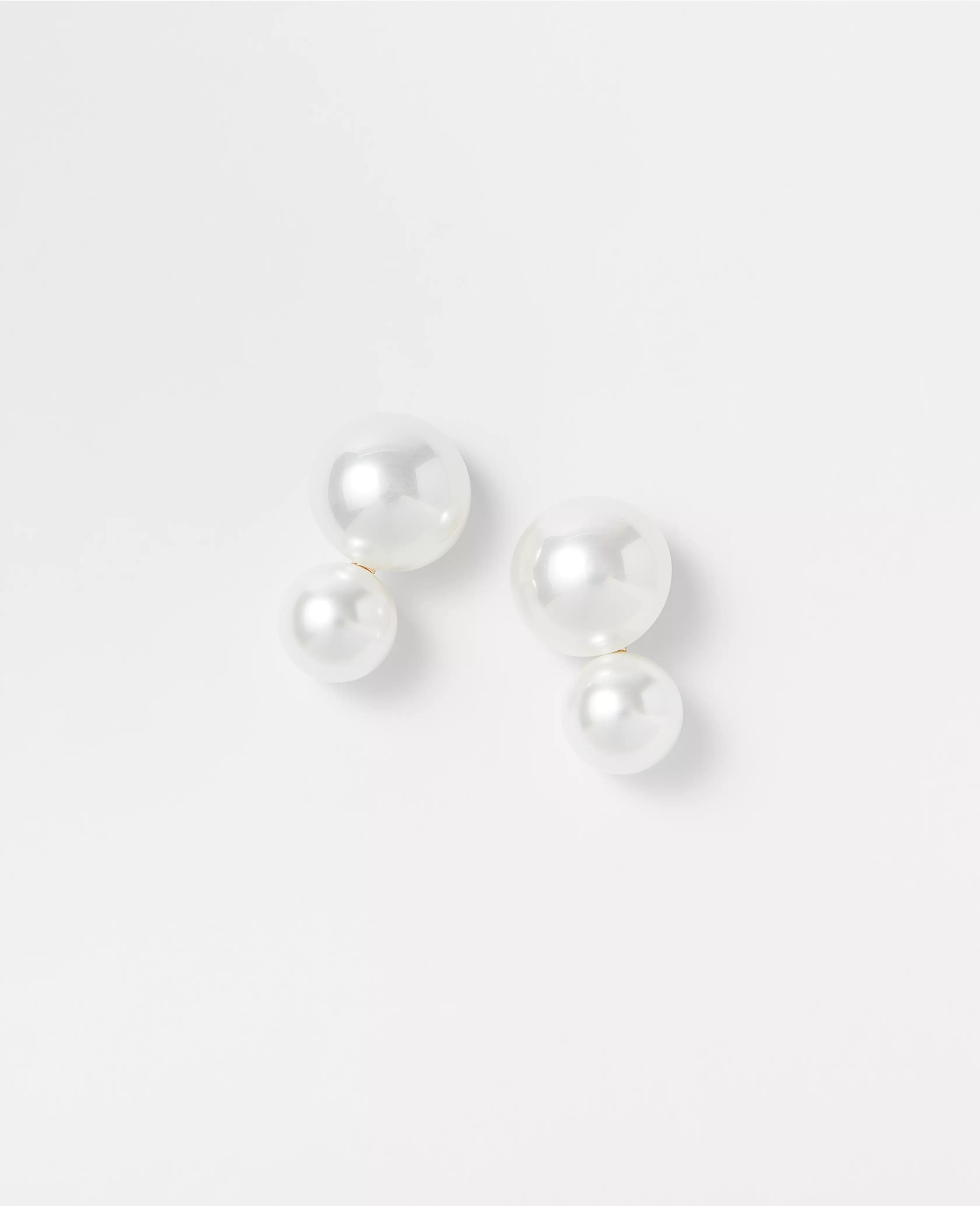 Double Pearlized Oversized Stud Earrings | Ann Taylor (US)