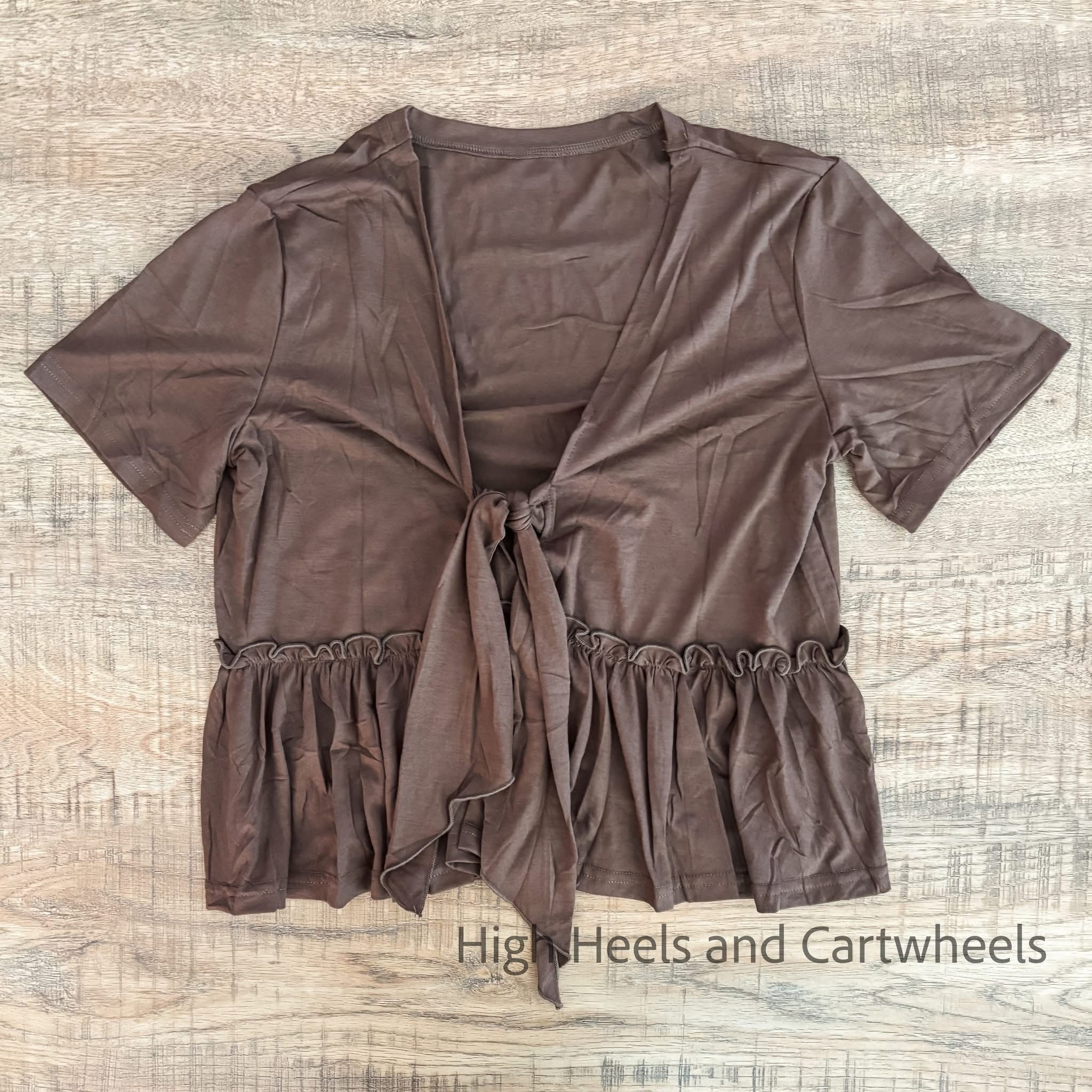 Pleasantly surprised with this new Amzn top! I got it to pair with high waisted jeans. It’s a nice soft tshirt material. Many color options 👇

#LTKStyleTip #LTKFindsUnder50