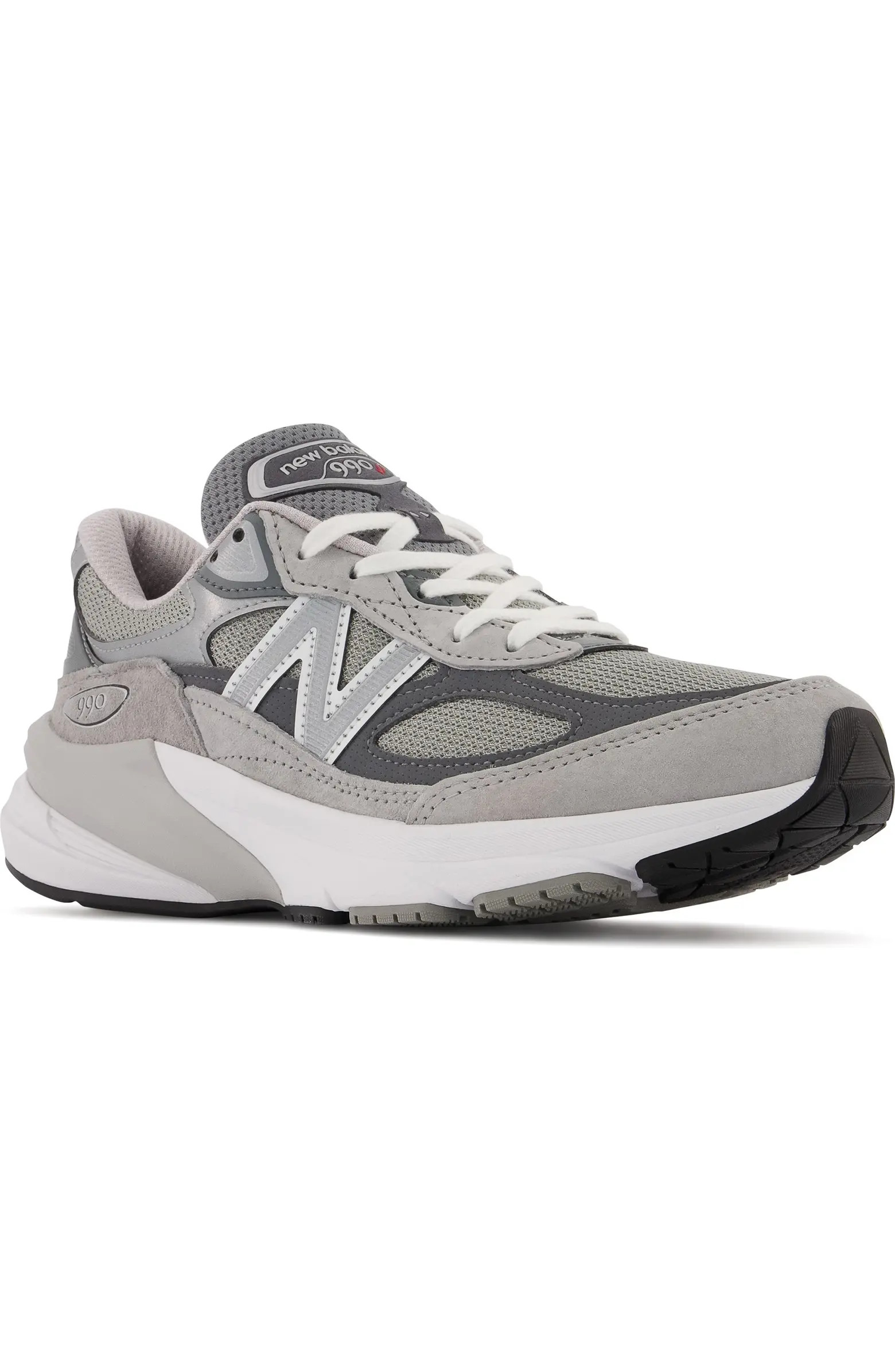Made in USA 990 v6 Sneaker (Women) | Nordstrom