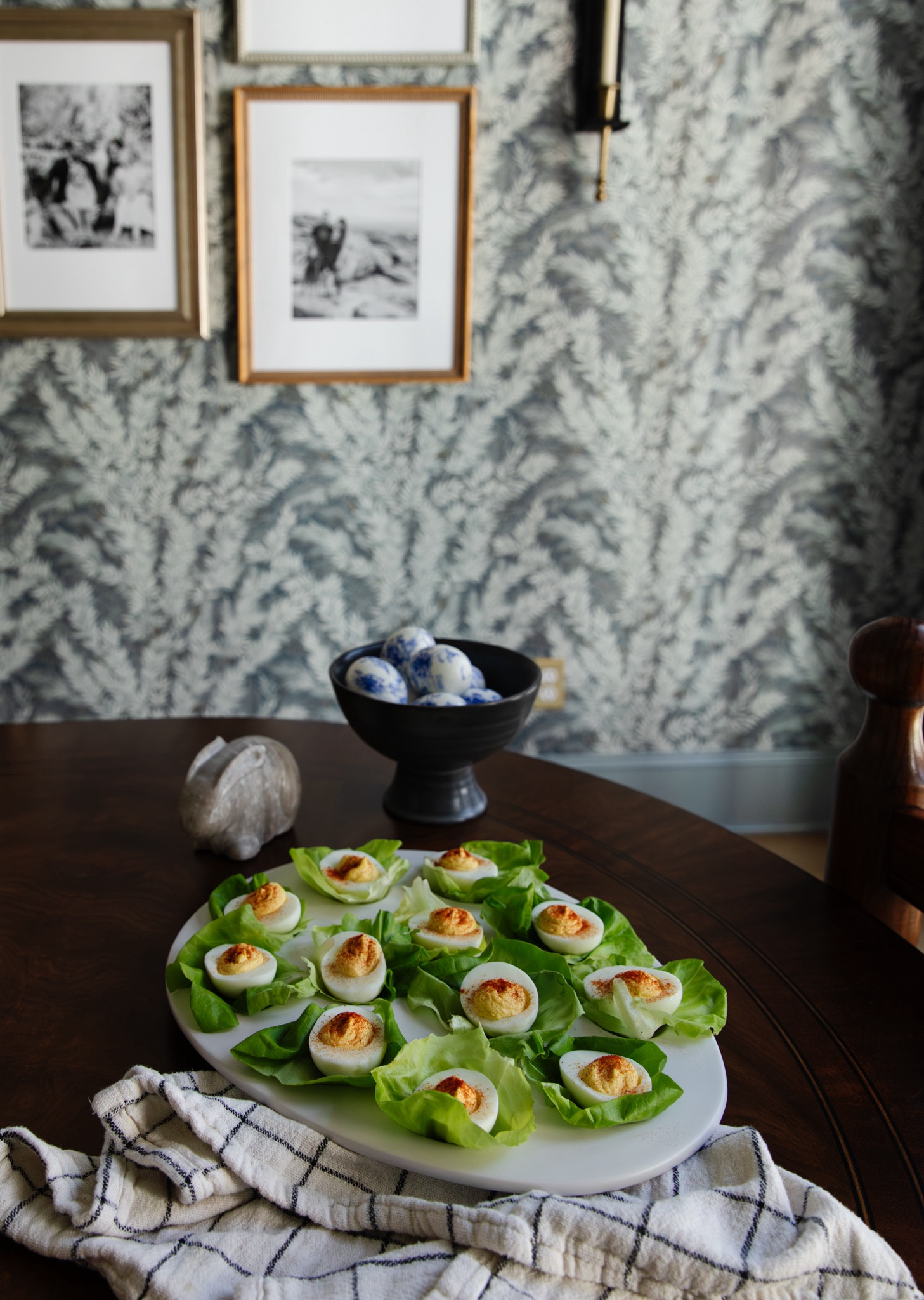 Chris’s recipe for the best classic deviled eggs (and a trick for getting those shells to come right off!) is on ChrisLovesJulia.com today 🖤

Egg plate, footed bowl, marble bunny, toile eggs, brass gallery wall, Florencecourt wallpaper

#LTKSeasonal #LTKparties #LTKhome