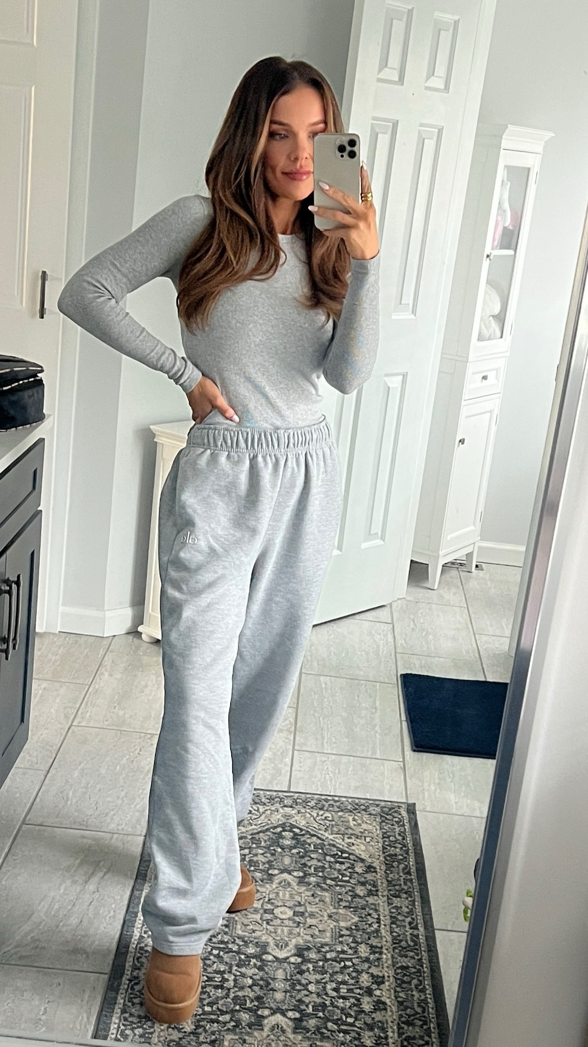 My mom outfit to run errands. Size XS top + bottom. Top runs TTS (I have smalls as well!!) and bottoms run way way big! Definitely size down. 

#LTKStyleTip #LTKActive #LTKSeasonal