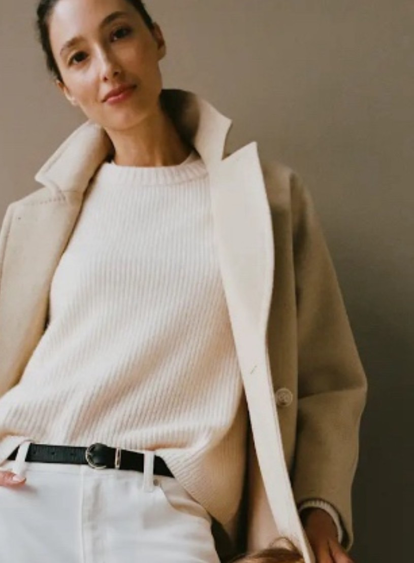 Winter sweaters cashmere sweaters chich mom outfits winter neutrals every day outfits for mom rich mom style 

#LTKgrwm #LTKSeasonal #LTKOver40
