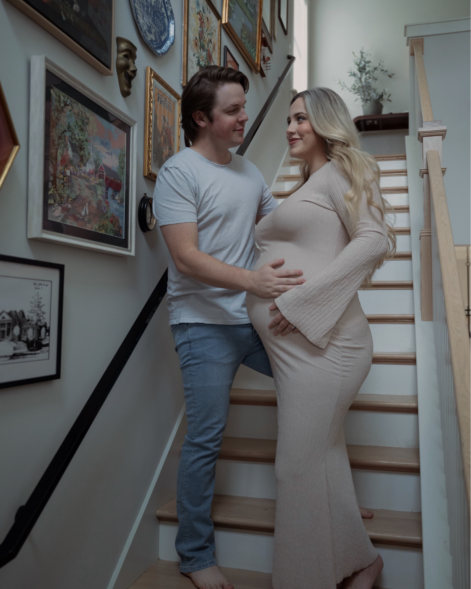 Maternity dress for maternity pics 

#LTKBump #LTKMidsize #LTKBaby