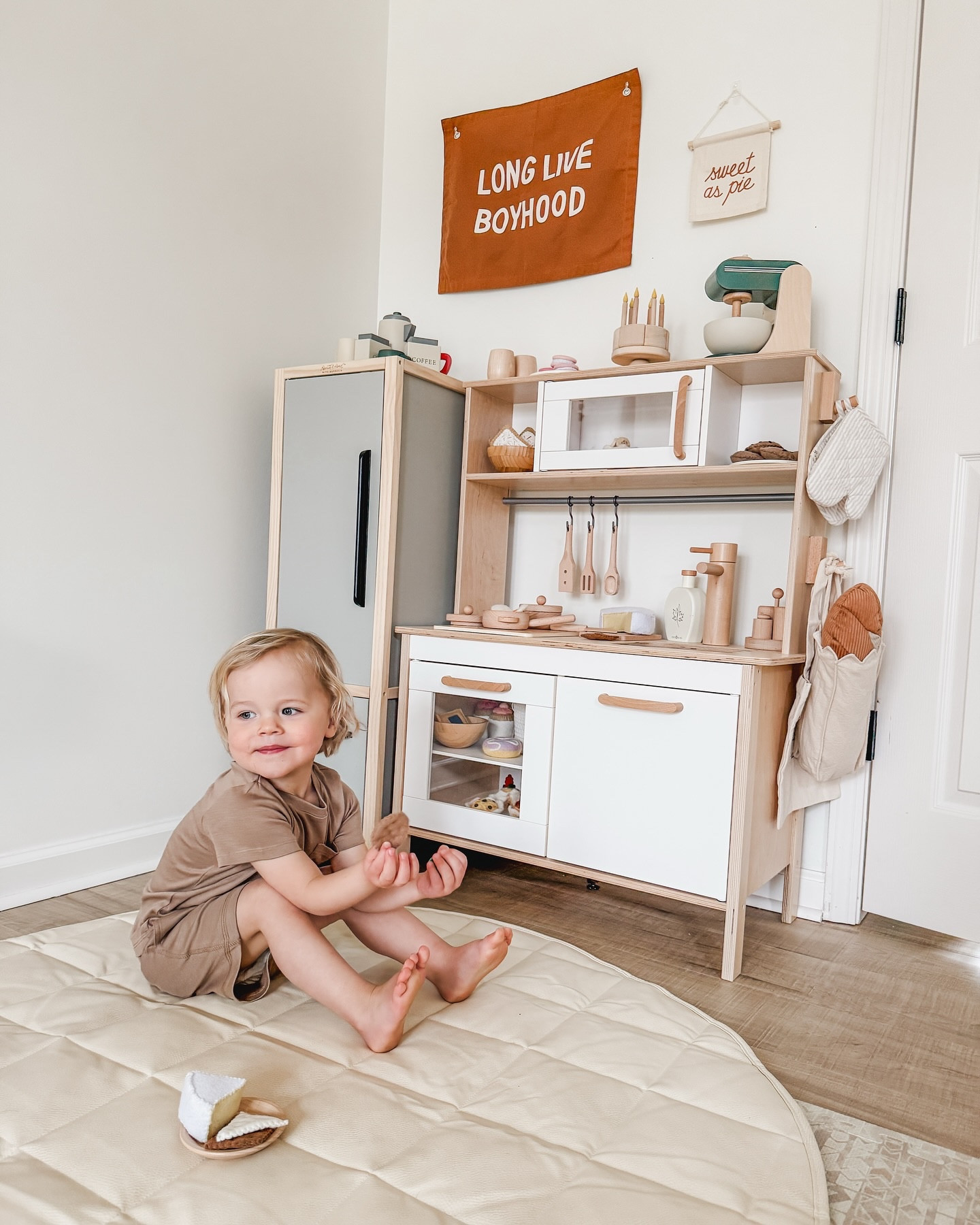 Feeling like spring over here with the cutest new releases from @coloredorganics. You’ll almost always find us in matching sets ☺️



#coloredorganics #toddlerstyles #neutraltoddlerclothes #organickidswear #organickidsclothing

#LTKBump #LTKKids #LTKBaby