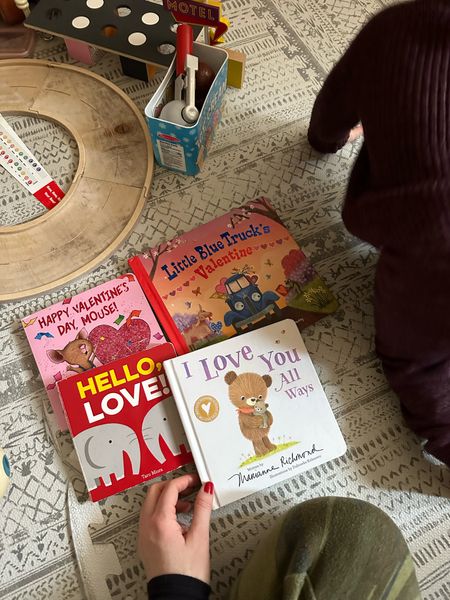 Valentine’s Day books for toddlers 

#LTKbaby #LTKkids