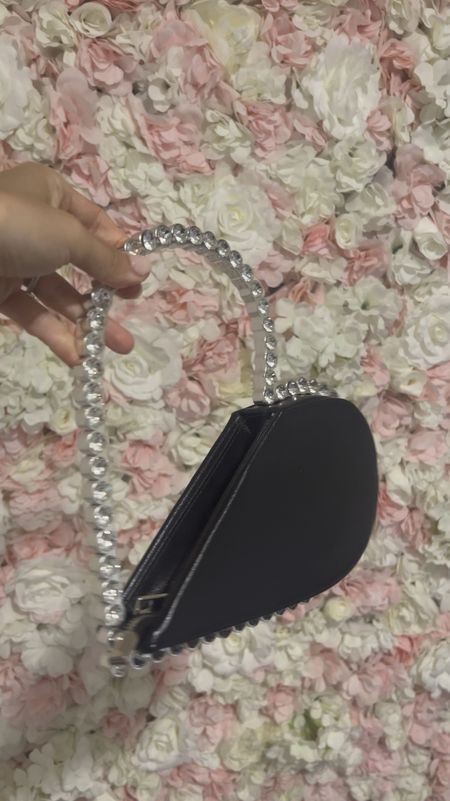 Heart clutch from Amazon that makes a cute evening bag! 

#LTKParties #LTKFindsUnder50 #LTKItBag