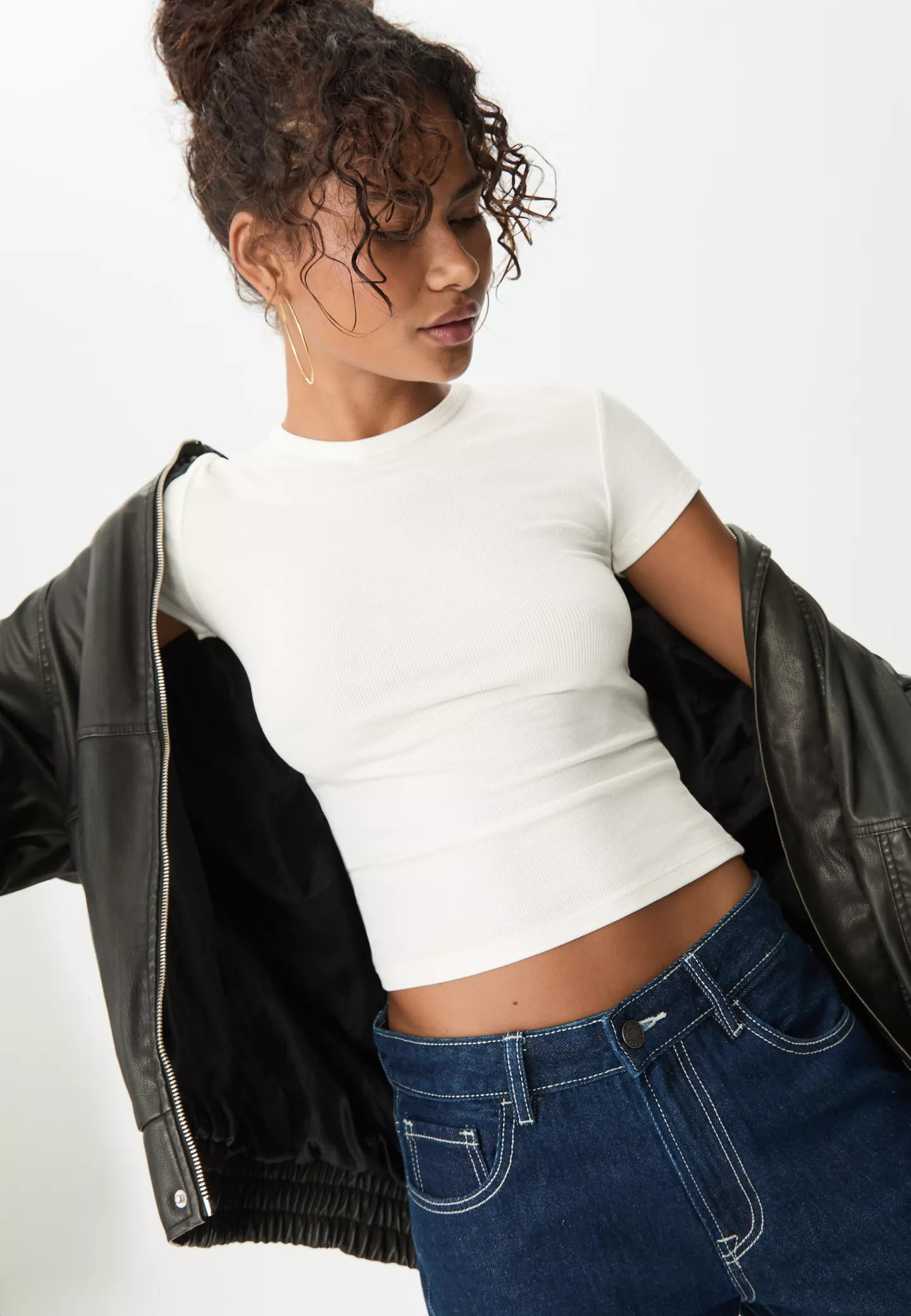 Ribbed short sleeve T-shirt | Stradivarius (UK)