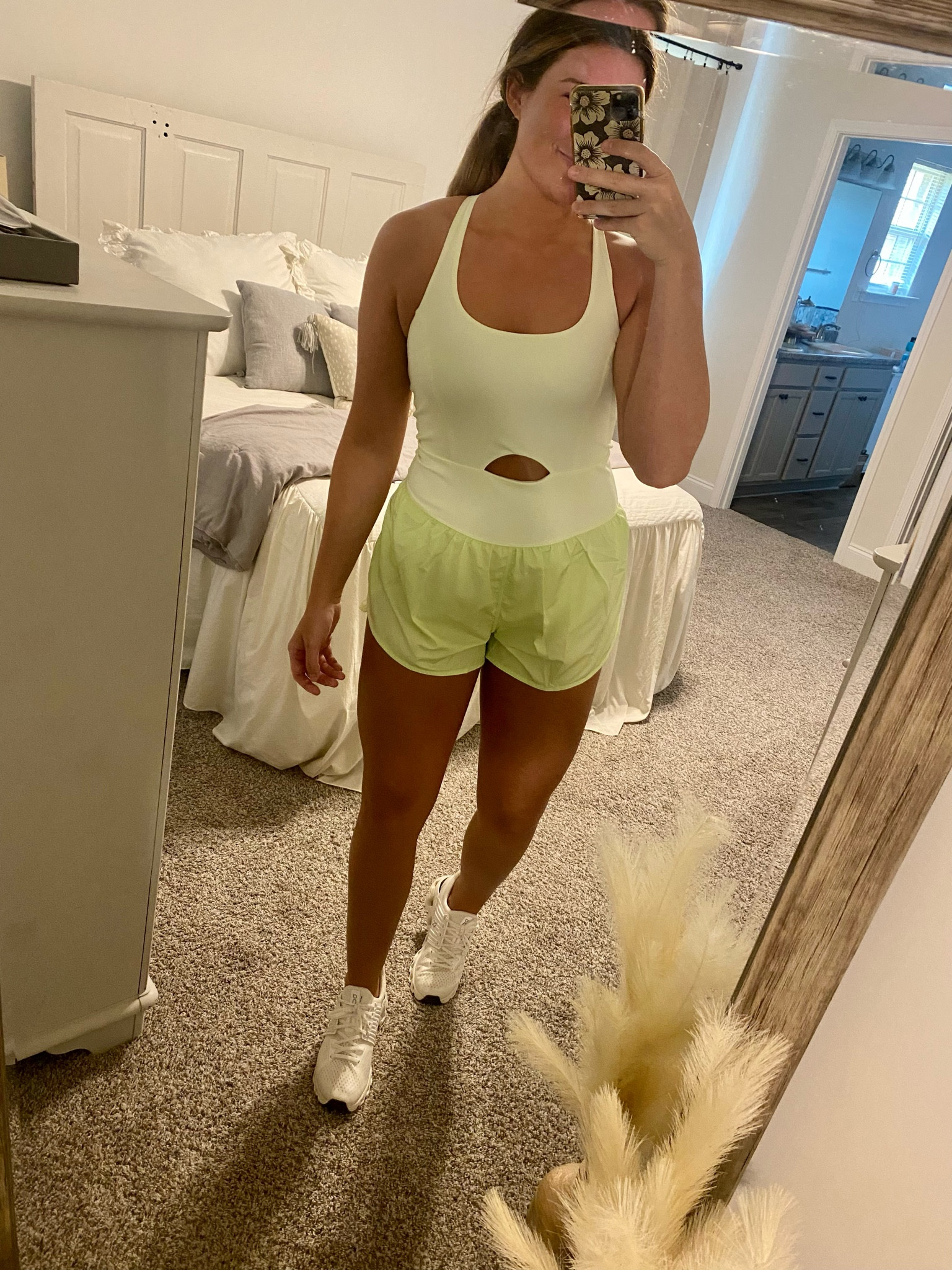 Free People righteous runsie dupe! Wearing the color lime in medium! Fits true to size! 