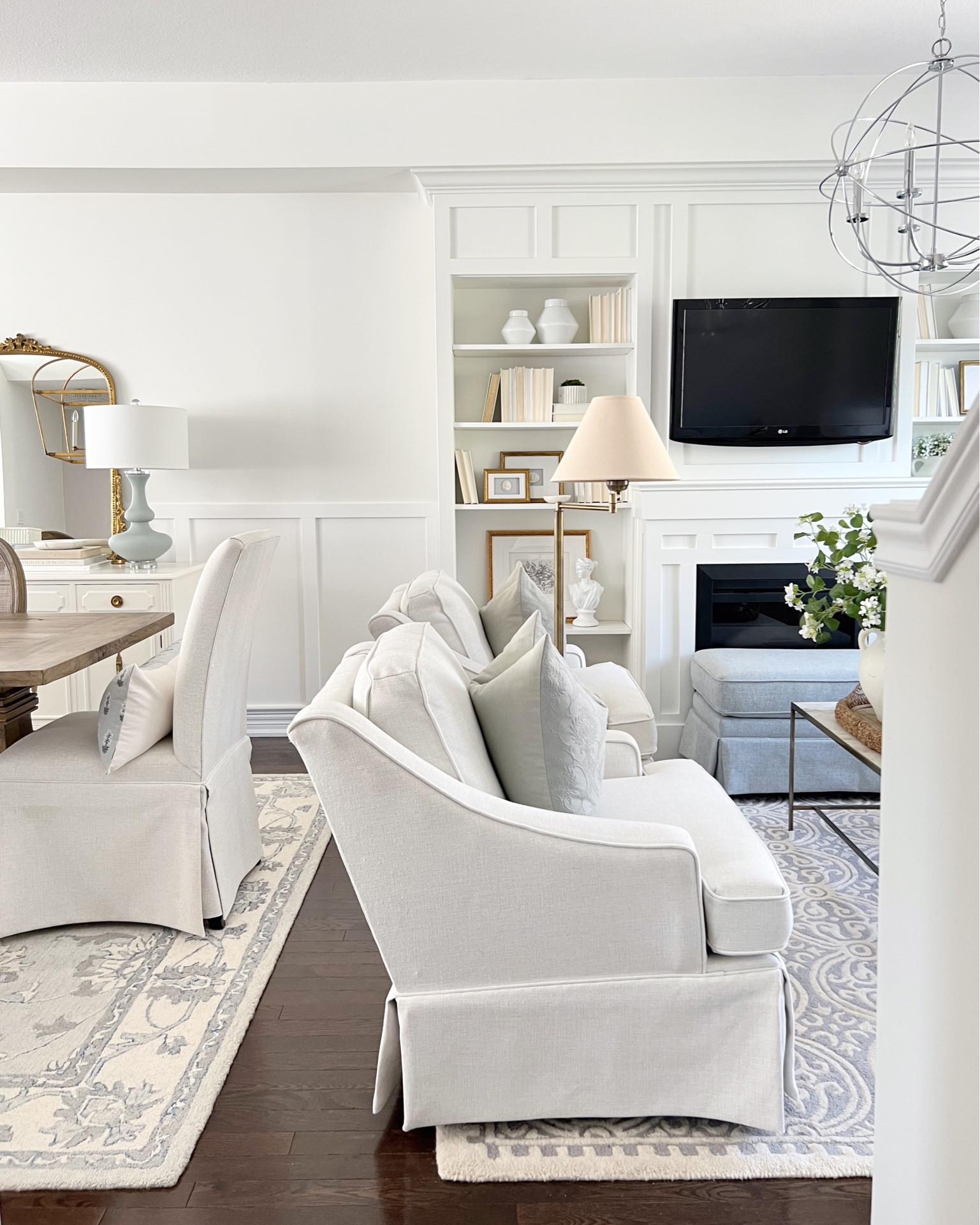 Living room decor. Grand millennial. Safavieh rug. 

#LTKSale #LTKSeasonal #LTKhome