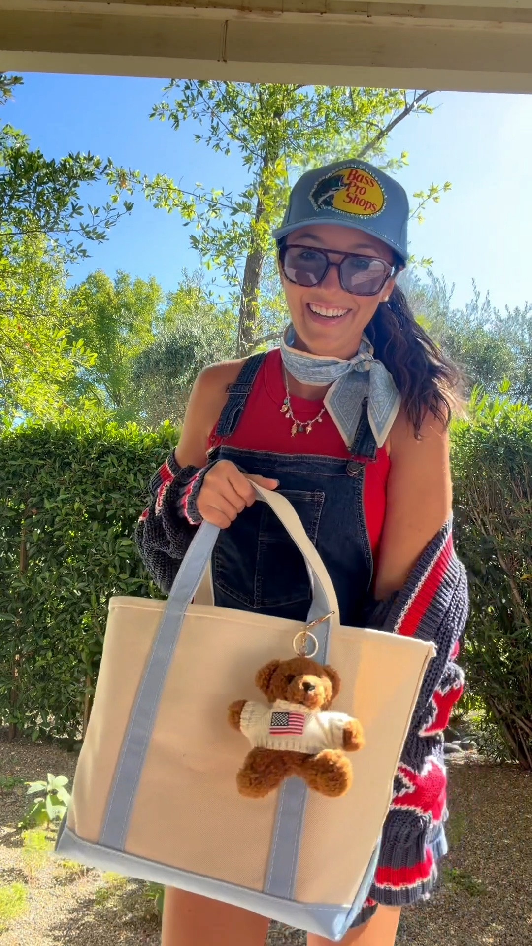 Patriotism is always in style ✌🏻❤️🇺🇸

#redwhiteandblue #winetasting #wineryoutfit #napa #napavalley #4thofjuly #memorialday #laborday #countryoutfit

#LTKdayinmylife #LTKootd #LTKSeasonal