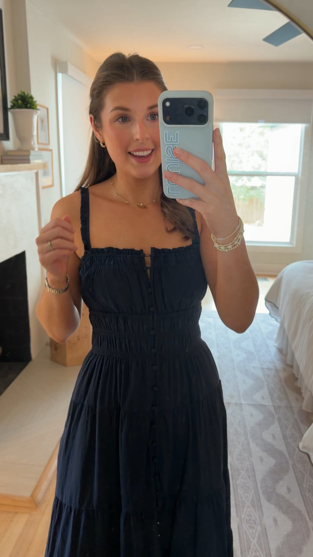 My fave everyday dress just got restocked! Wearing a S