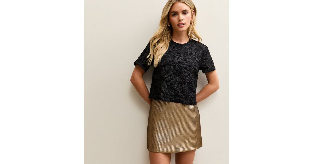 Petite Gold Christmas Metallic Twill A-line Mini Skirt | New Look | New Look (UK)
