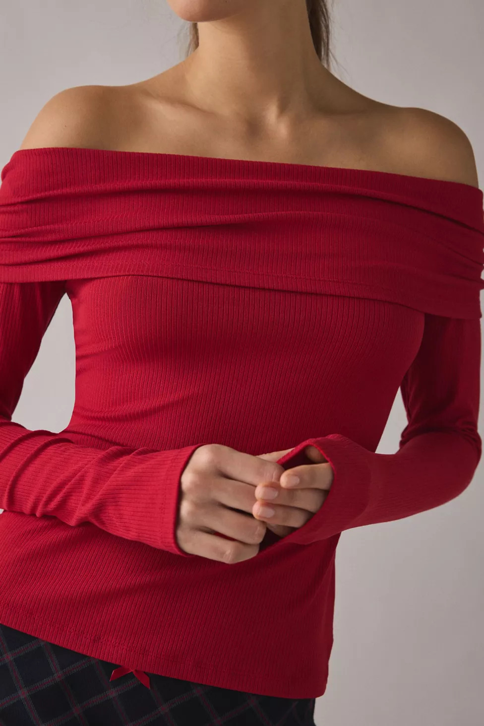 Kimchi Blue Lily Ruched Foldover Off-The-Shoulder Knit Top | Urban Outfitters (US and RoW)