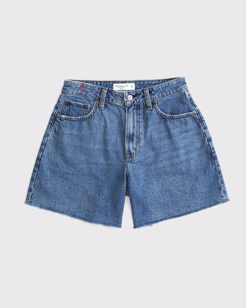 Abercrombie & Fitch Women's Curve Love High Rise Loose Short in Medium Wash - Size 32 | Abercrombie & Fitch (US)