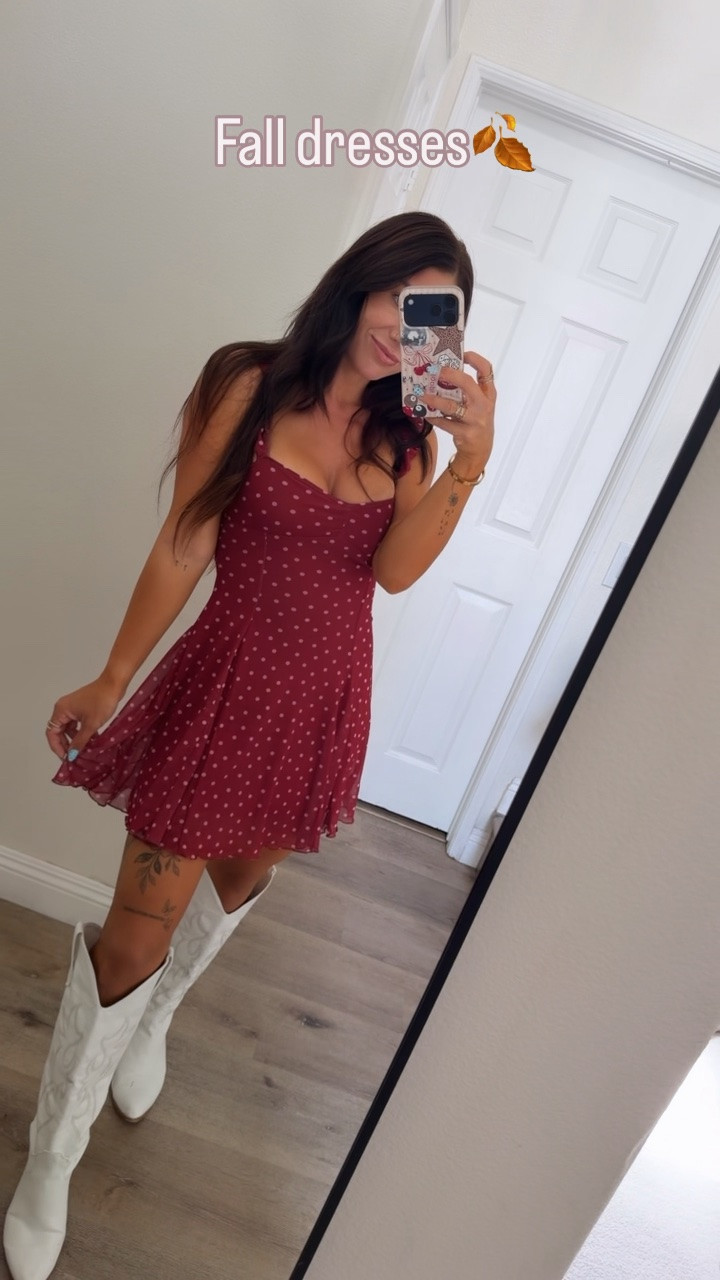 Walmart & target dressed that are perfect for fall 
Xs - polka dot 
Small - green

#LTKgrwm #LTKootd #LTKSeasonal