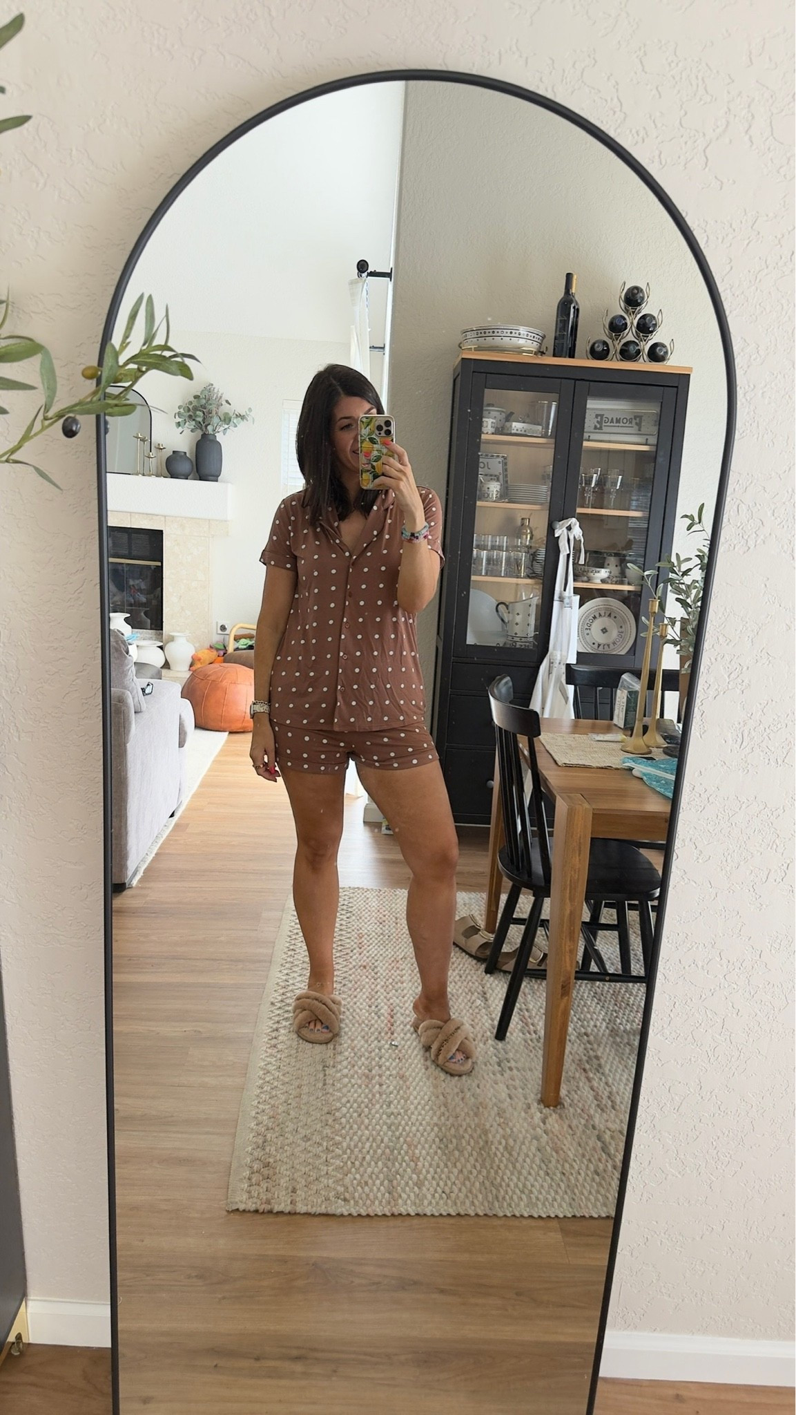 In a size medium! 

Nordstrom anniversary sale, NSALE, Nordstrom sale, Nordstrom loungewear, pajamas